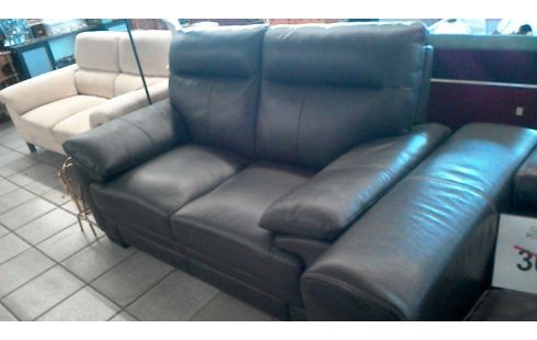 SOFA LEDER