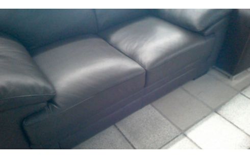 SOFA LEDER