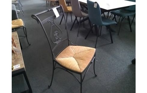 CHAISE FER FORGE PAILLEE