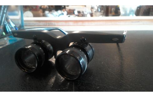 LUNETTE DE CHIRURGIEN