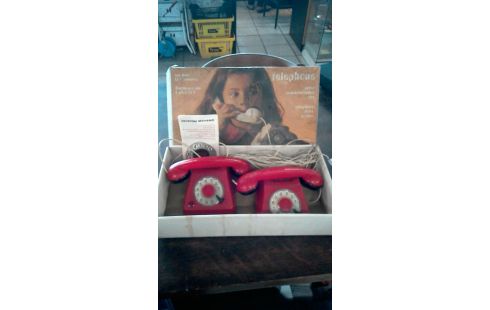 JOUET  2  TELEPHONES   MEHANO  EN  L' ETAT