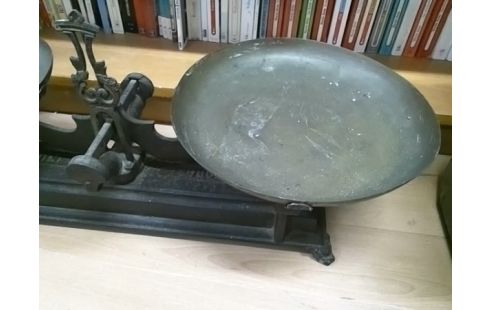 BALANCE AVEC 2 PLATEAUX