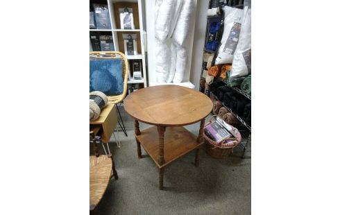 TABLE D'APPOINT A VOLETS