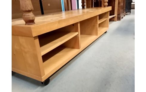 MEUBLE TV STRAT A ROULETTES