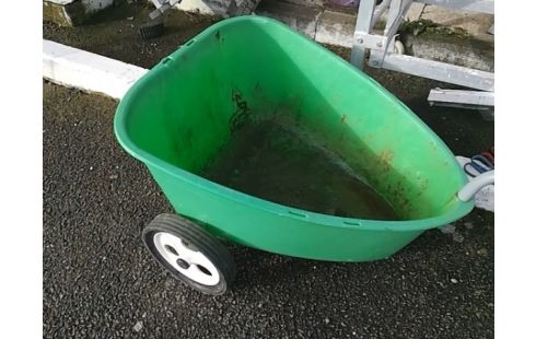 BROUETTE PLASTIQUE VERTE