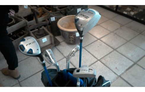 SAC DE GOLF +  5 CLUBS DE GOLF