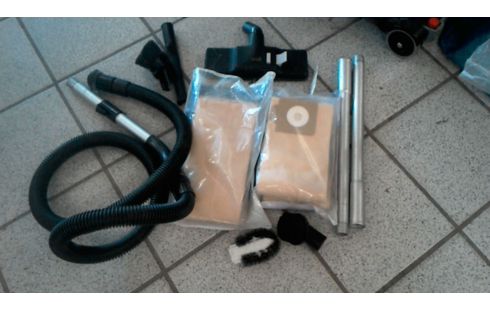 ASPIRATEUR EAU ET POUSSIERE ELECTROLUX