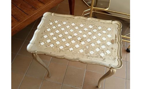 TABLE D APPOINT DOREE