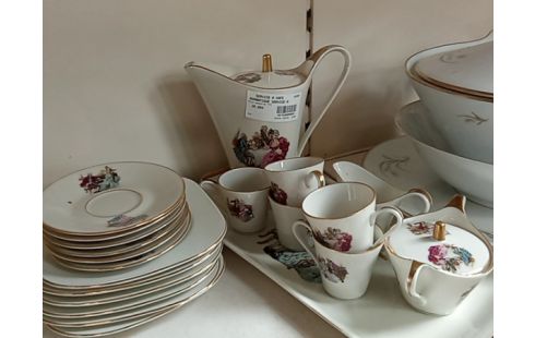 SERVICE A CAFE ROMANTIQUE