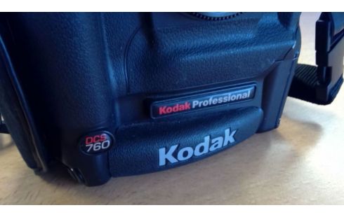 FOTOTOESTEL NIKON F50 MET KODAK DCS760