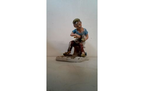 ESTATUÍLLA CAPO DI MONTE PEQUEÑO