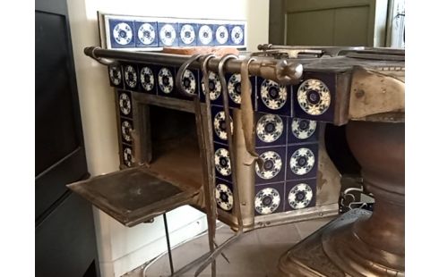 CUISINIERE/POELE RETRO CARRELAGE BLEU MAGNIFIQUE