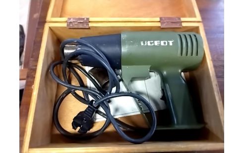 PISTOLET THERMIQUE ET SA BOITE