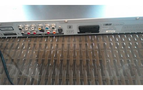 LECTEUR DVD HOME TECH INDUSTRIES