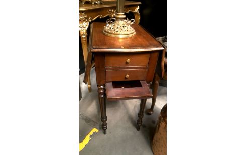 BEISTELLMÖBEL ENGLISCH 2 SCHUBLADEN