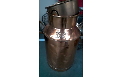 BERTHE A LAIT CUIVRE COULEUR FER