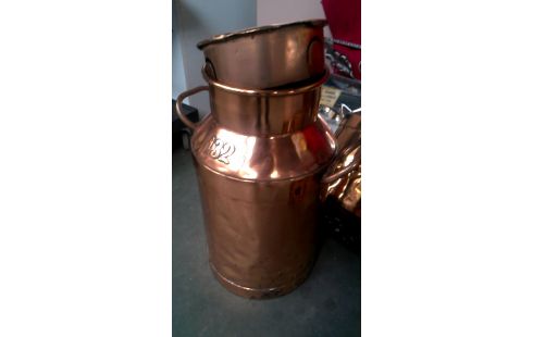 BERTHE A LAIT CUIVRE COULEUR FER