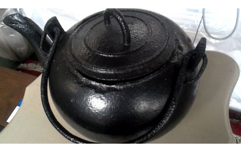 BOUILLOTTE DECORATIF ANTIQUE FONTE