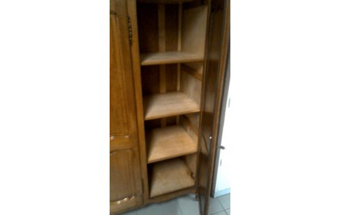 KLEIDERSCHRANK 1 BRETONISCH 3 TÜREN