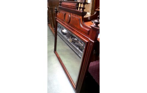 ESPEJO BISELADO VETA DE CAOBA