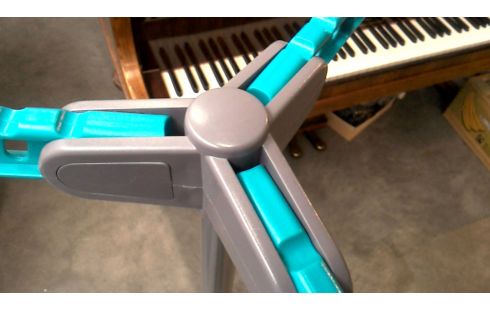 WÄSCHESTÄNDER GRAU TÜRKIS METALL PVC