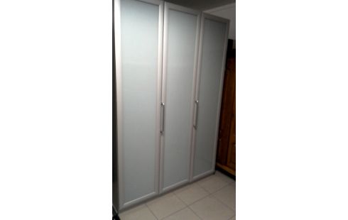 KLEIDERSCHRANK 1 GRAU 3 TÜREN ZOPF EIS