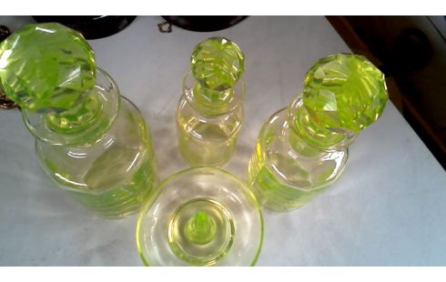 FLACON PARFUM SET VERTE GLACE