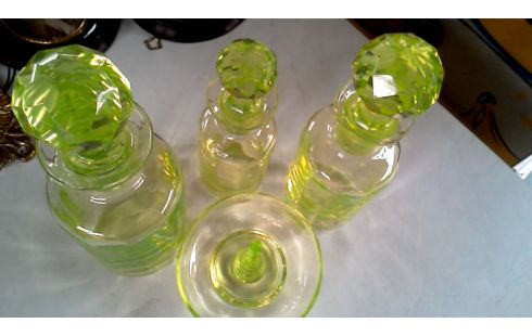 FLACON PARFUM SET VERTE GLACE
