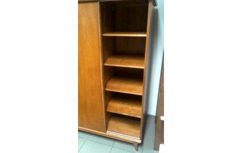 KLEERKAST DEENS DESIGN VINTAGE 4 DEUREN SCHUIVEND