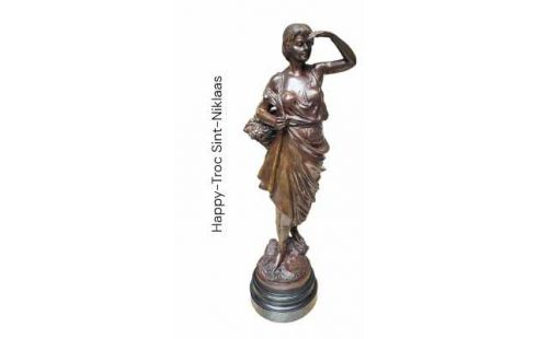 STATUE BRONZE MET, , BANETTE