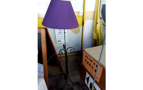 LAMPADAIRE STYLER FERFORGÉ