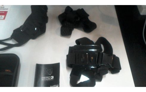 CAMERA GOPRO HERO  +  ACCESSOIRS