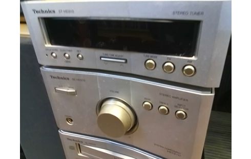 CHAINE HIFI TECHNICS CD/K7/RADIO (SANS TELECOMMANDE) TEST OKAY)