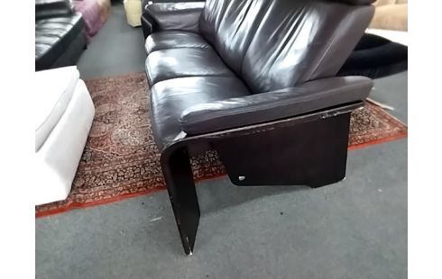 CANAPE 3 PLACES CUIR MARRON ABIME SUR LES COTES