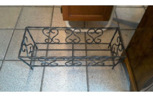 JARDINIERE FER FORGE 