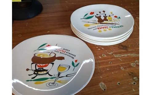 LOT D'ASSIETTES SALINS THONO