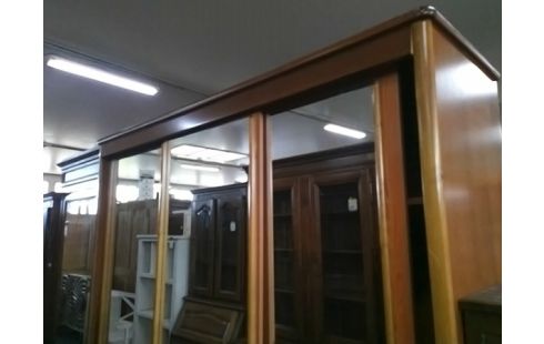 ARMOIRE 3P COULISSANTE AVEC MIROIR (AVEC PENDERIES)