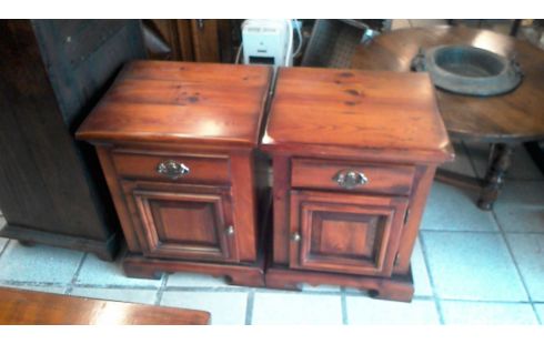 CHEVETS PIN MASSIF LA PAIRE