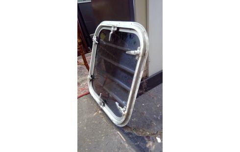 FENETRE DE BATEAU DECO