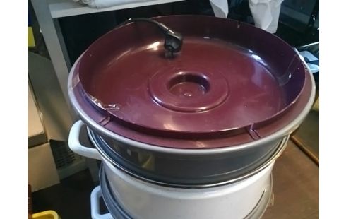 STERILISATEUR + EXTRACTEUR DE JUS (AVEC NOTICE)