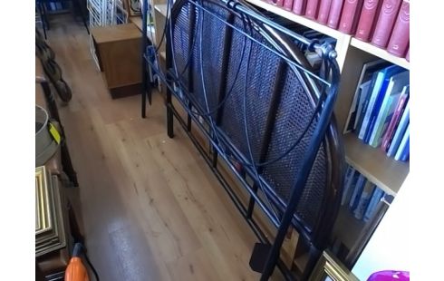 TETE DE LIT EN METAL NOIRE 160X200