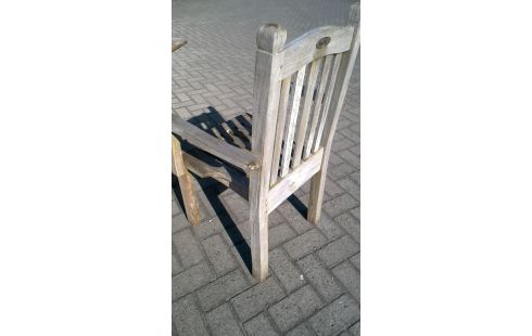 TUINSTOEL TEAK LOT VAN