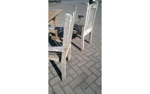 TUINSTOEL TEAK LOT VAN