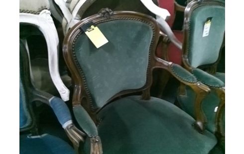 FAUTEUIL STYLE LXV VELOURS VERT