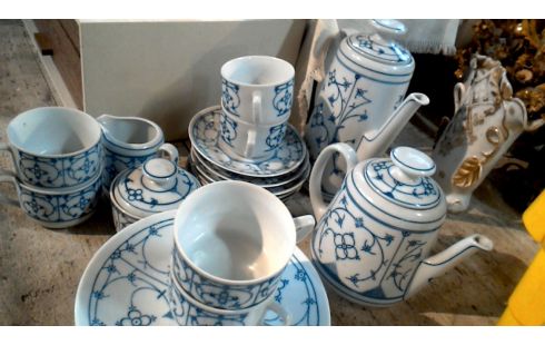 JUEGO DE CAFÉ BLANCA AZUL