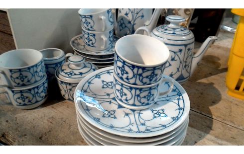 JUEGO DE CAFÉ BLANCA AZUL