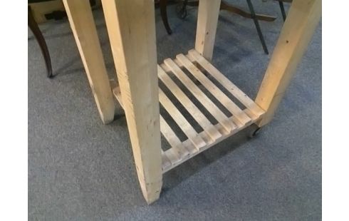 ETABLI SUR ROULETTE PM