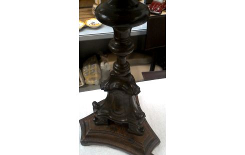 TAFELLAMP BRONS HOUT DRIEPOOT