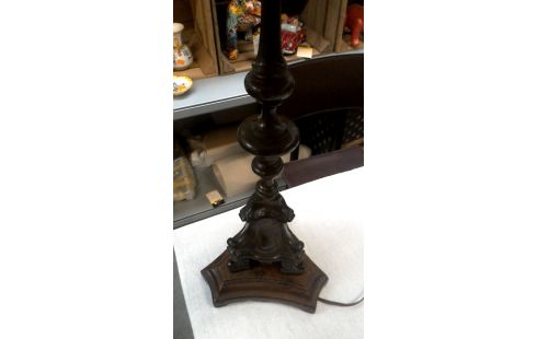 TAFELLAMP BRONS HOUT DRIEPOOT