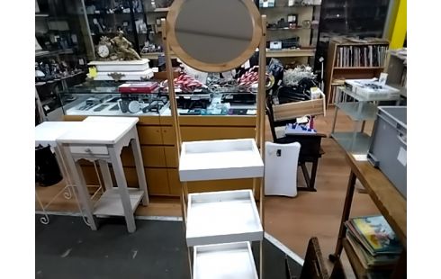 ETAGERE AVEC MIROIR